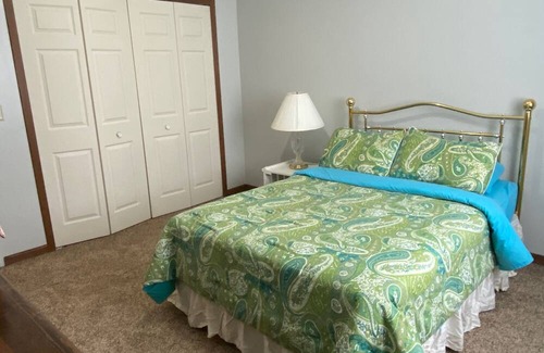 Harvey Haus | Lovely 2-bedroom in Harvey, under 10min drive to downtown Marquette