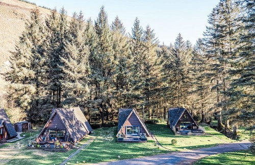 South Laggan Haus | Wonderful private villa for 6 people with WIFI, terrace and panoramic view