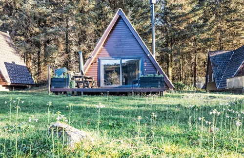 South Laggan Haus | Wonderful private villa for 6 people with WIFI, terrace and panoramic view