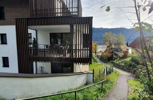 Sattendorf Wohnung | Nice apartment for 5 people with WIFI, TV and balcony