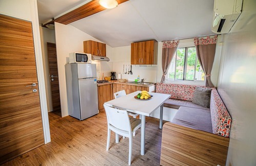 Terme Catez Haus | Three Bedroom Mobile Home with Lake View (owner 2)