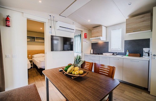 Terme Catez Haus | Three Bedroom Mobile Home with Lake View (owner 6)