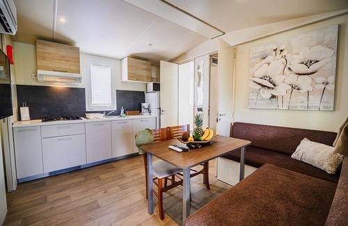 Terme Catez Haus | Three Bedroom Mobile Home with Lake View (owner 6)