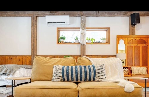 Uxbridge Wohnung | Forest Nature Retreat with Fire Pit and Trails near Thermea Spa