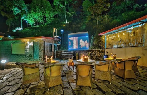 Kasauli Haus | Cedar Bedroom | Open Theatre |Private Garden