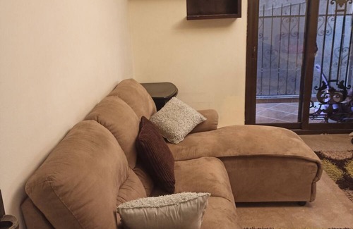 Nasr City Wohnung | Luxurious 3-Bedroom Apartment in Enchanting Cairo Close to Airport & Downtown