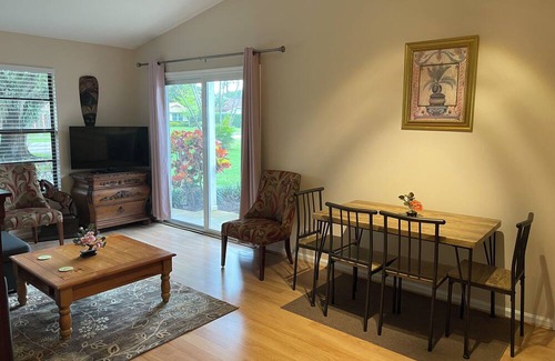 Wellington Haus | Spacious Suite in Wellington with AC and Parking