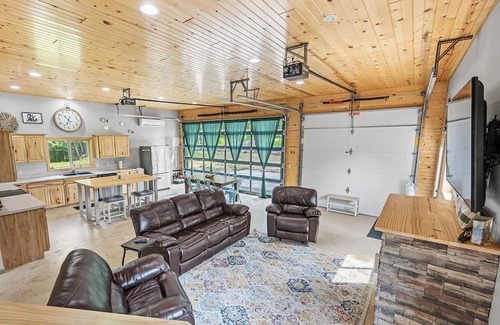 Richwood Kabine | Clear Waters Cabin on Buffalo Lake - Detroit Lakes, MN - Private 1.5 Acre Escape