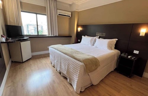 Republica Hotel | Triple Comfort: 3 Stylish Units Near República Subway – Steps from the City