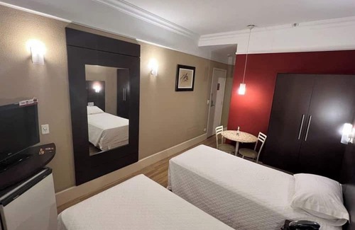 Republica Hotel | Comfy Executive Stay in São Paulo w/ Gym, Business Center + Breakfast Included