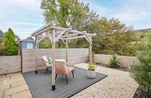 Holmbridge Haus | Host & Stay | Holmfirth Hideaway