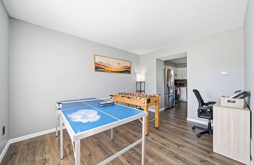 Hilliard Haus | Spacious 4-BR Retreat w/ Game Room + BBQ Patio