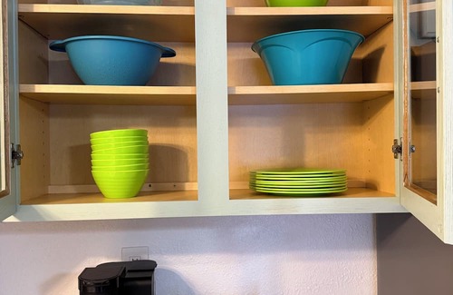 Orangeville Haus | Jungle Bungalow a unique 2-bedroom stay with tropical relaxing vibes throughout.