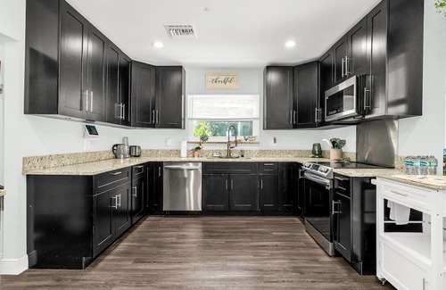 East Central Boulevard Villa | Relaxing Salt Pool & Spa, Walk to Key Lime House!