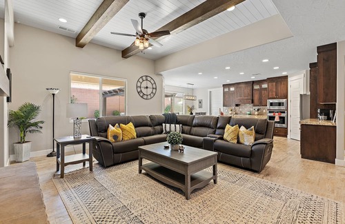 Hurricane Haus | Private Pool, Hot Tub and Dog Friendly!