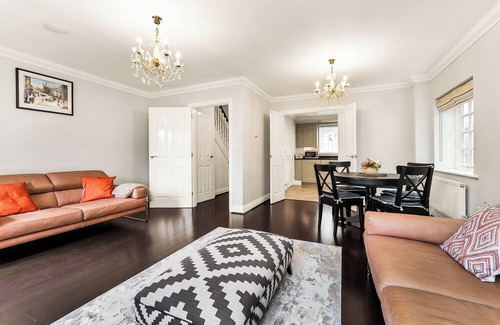 Great Shelford Haus | Chic 3Bed House & Garden Near Shelford High Street