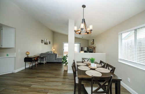 Turlock Haus | Spacious 4-Bedroom Retreat in a Quiet Neighborhood w/ 3-Car Garage