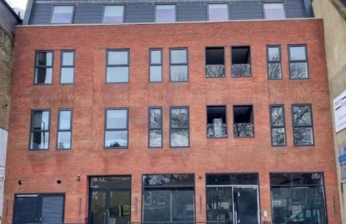 North Finchley Wohnung | Luxury and Spacious 1BR Flat Sleeps 4 with Private Patio I Excellent Location