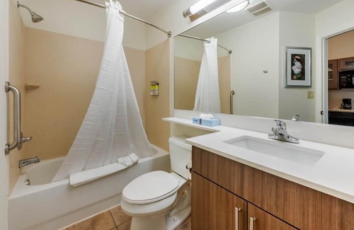 Biggar Hotel | Making The Best Memories Along The Way! Pets Are Welcome. Free Parking!