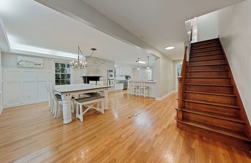 Jackson Sonstige | Spacious 6- Bedroom Beautifully Updated Farmhouse Convenient Private Yard Arcade