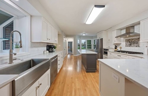 Jackson Sonstige | Spacious 6- Bedroom Beautifully Updated Farmhouse Convenient Private Yard Arcade