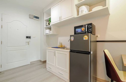 Mueang Samut Prakan District Eigentumswohnung | 1 BR 5 Mins BTS Bearing 7-11 and Lotus