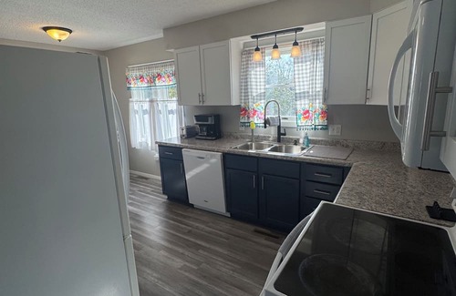 Calumet Haus | Warm comfy home near ORV & downtown calumet