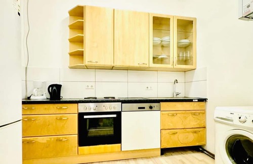Floridsdorf Wohnung | Cozy Room | Shared Apt Near FAC Platz