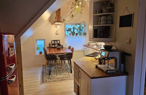 Alesund Wohnung | Unique loft apartment with beautiful atmosphere-southfaced balcony-free parking