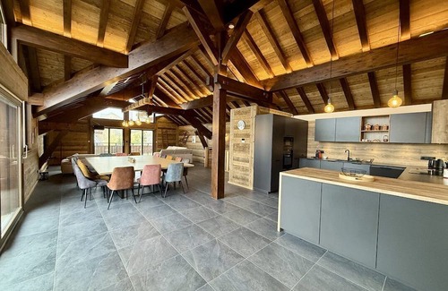 La Toussuire Skihütte | Chalet on the slopes with indoor pool- up to 15 guests