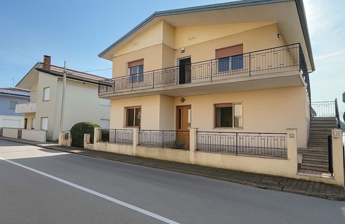 Marano Lagunare Wohnung | Recently renovated apartment in a quiet location between the port and the historic center!