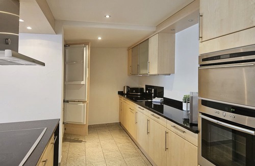 Saas-Fee Wohnung | Wellness Apartment on the ground floor of house Aramis, ski-in, ski-out