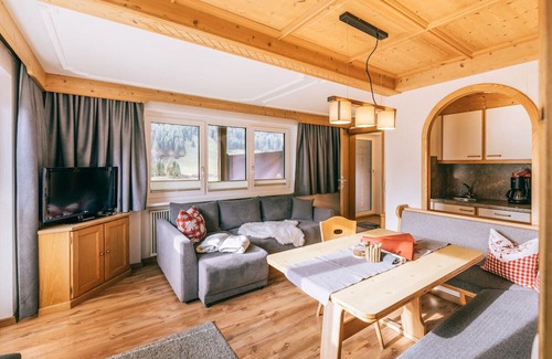 Nesselwaengle Wohnung | Apartment 'Gaichtspitze - 8' with Mountain View, Shared Terrace and Wi-Fi