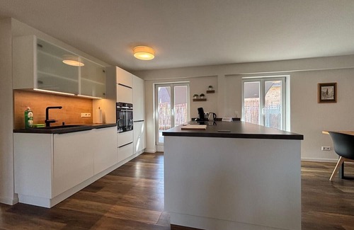 Oberderdingen Wohnung | Aposto Apartments Am Marktplatz 13 with Private Terrace and Wi-Fi