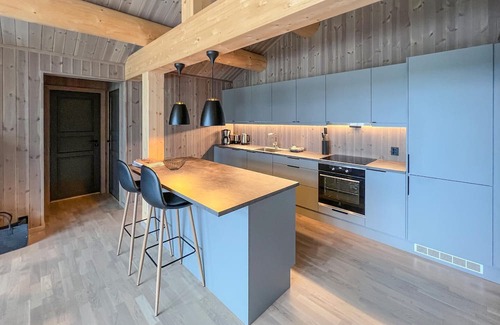 Sor-Fron Haus | Lovely home in Gålå with sauna