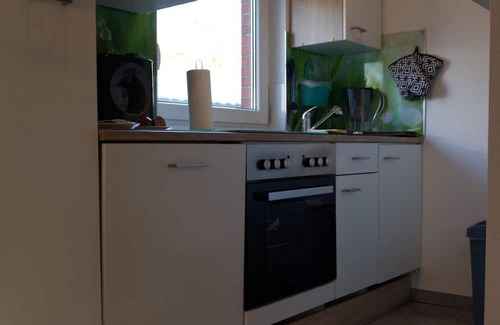Bedekaspel Haus | Cozy 4-star vacation home with jetty, on the "Great Sea"
