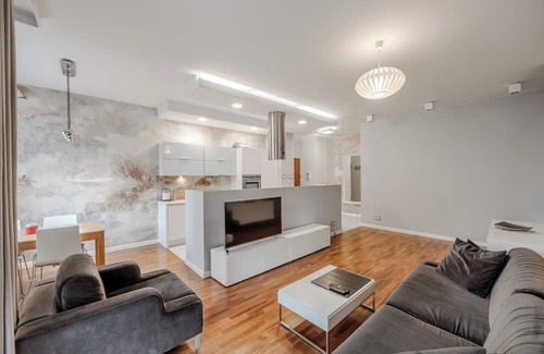 Wilanow Wohnung | A spacious and modern apartment in the center of Wilanów district.