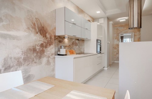 Wilanow Wohnung | A spacious and modern apartment in the center of Wilanów district.