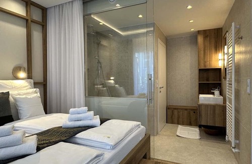 Zwierzyniec Wohnung | CAMILLA junior suite - elegant design with sophisticated functionality