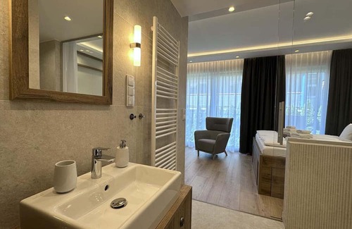 Zwierzyniec Wohnung | CAMILLA junior suite - elegant design with sophisticated functionality