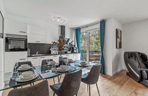 Floridsdorf Wohnung | NobleNest | Deluxe Apartment with Workspace, Coffee & Relax Massage, near the center