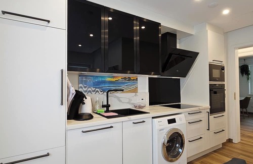 Stuttgart Wohnung | The Exotic Tropical Palace - ComfyHome Apartments Stuttgart