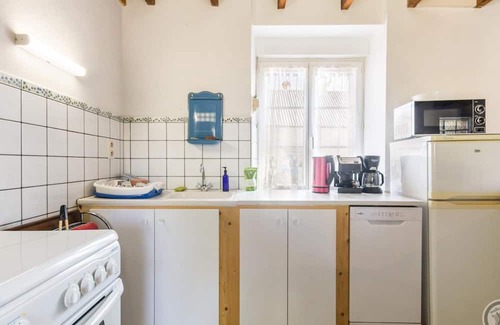 Creances Hütte | Family house near the beach with private garden in Créances, pets allowed