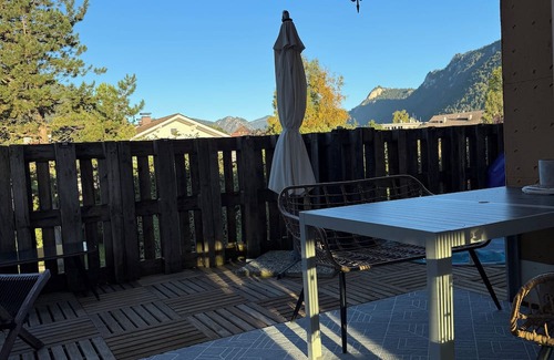 Vils Wohnung | Modern and cozy with mountain views - perfect for groups, families and workations!