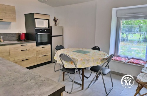 Saint-Michel-de-la-Roe Hütte | Comfortable cottage for 6 with spacious terrace
