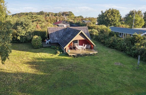 Sklskr Haus | Holiday home on idyllic Agersø by beach