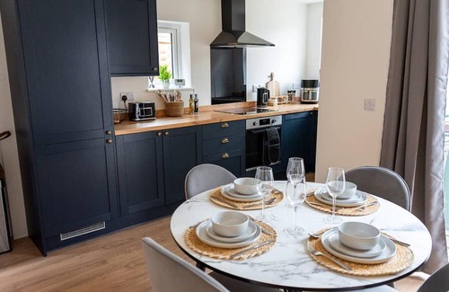 Wigston Haus | Cosy 2BR House | Space Centre | Free Parking