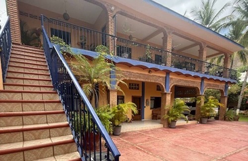 Los Ayala Haus | Elena's - Garden 2BR -Jungle Views - Feels like you're living in a Tree House!