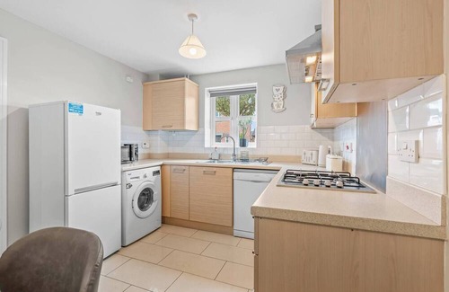 Coventry Wohnung | Modern 4-Bed Close to Jaguar Whitley &… - 17269