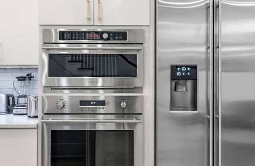 Dupont Circle Haus | The Gilded Manor - Luxury Victorian Mansion @ Dupont Circle